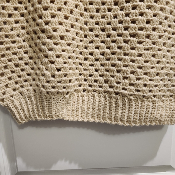 Handmade Crochet Top - Picture 6 of 9